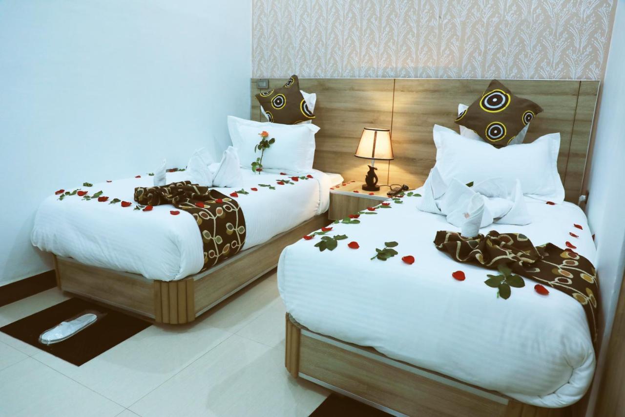 Riverland Hotel Baher Dar Extérieur photo