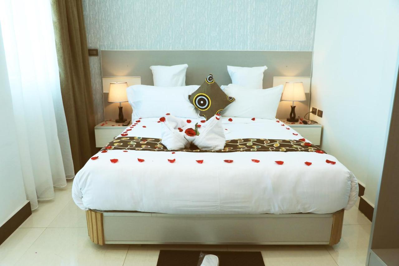 Riverland Hotel Baher Dar Extérieur photo