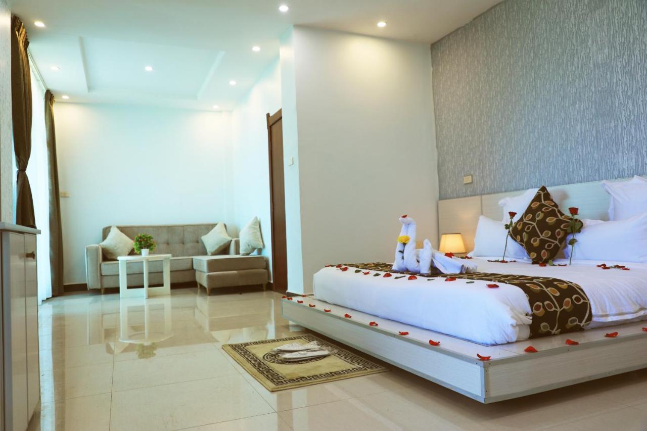 Riverland Hotel Baher Dar Extérieur photo